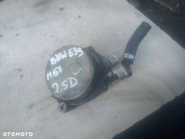 BMW e39 M57 D25 omega 2,5D vacum pompa - 1