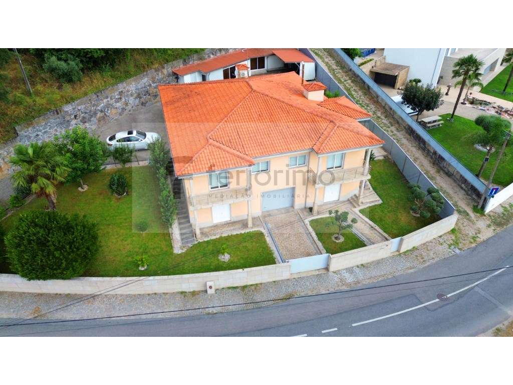 Magnífica Moradia, em zona tranquila-51