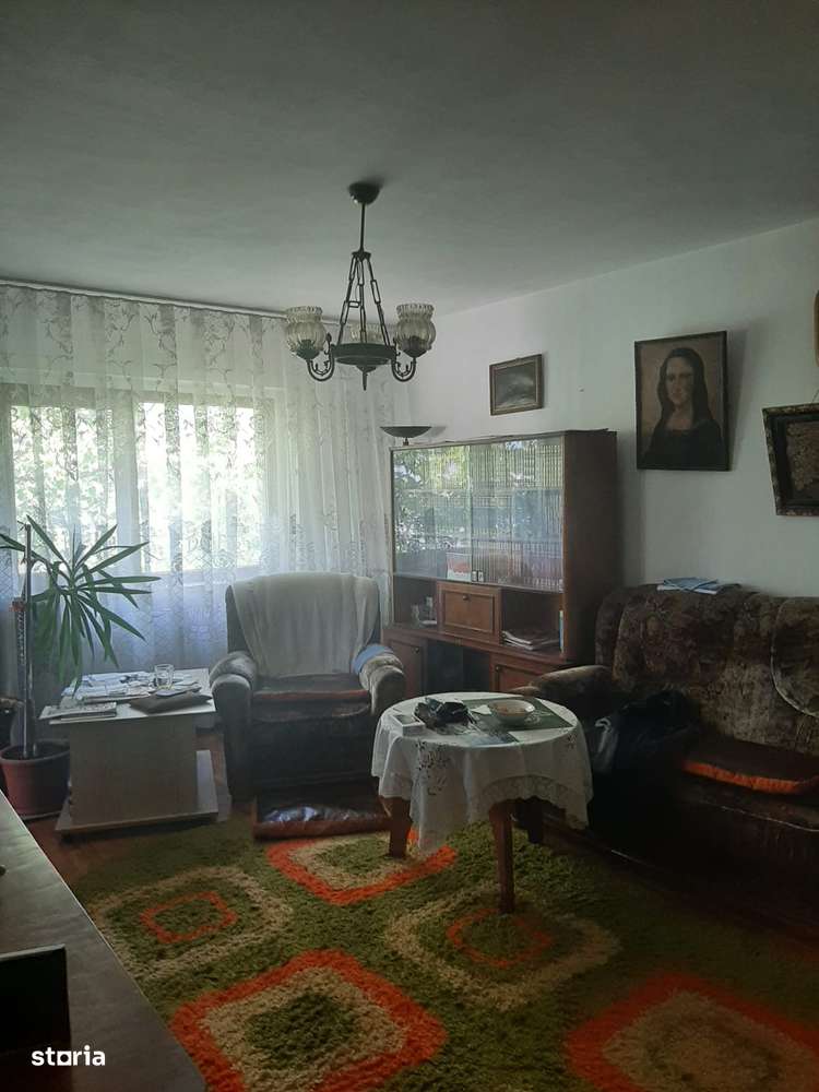 Apartament 3 camere decomandat – Tomis Nord | Liceul Călinescu-1