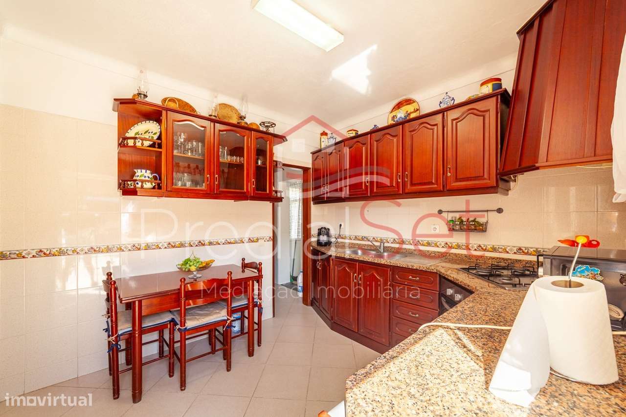 Moradia T4 em Quintinha - Palmela-38