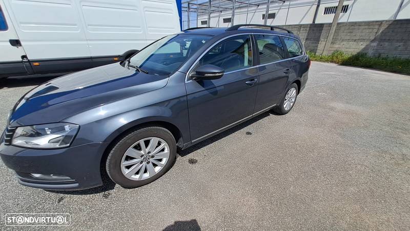 VW Passat Variant 2.0 TDi Confortline - 6