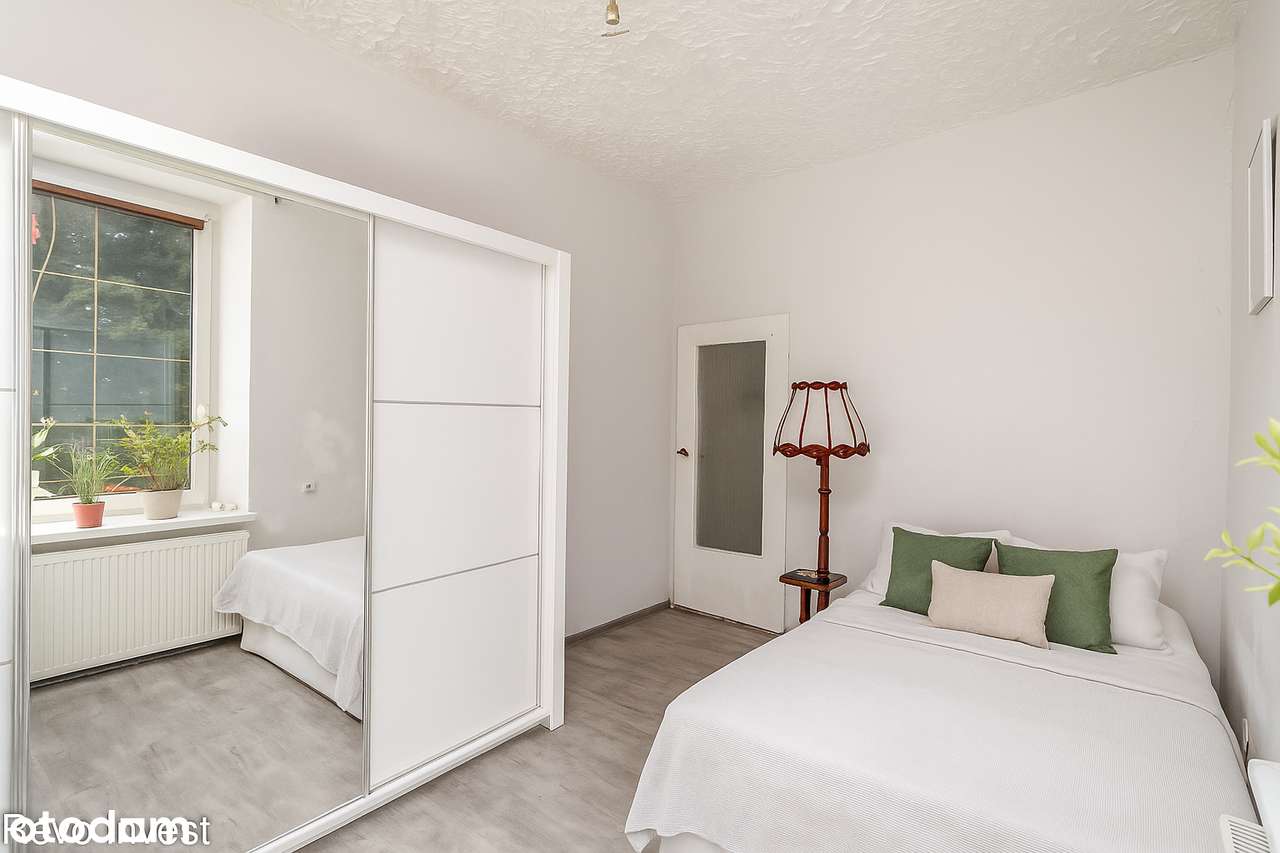 Przestronne mieszkanie z ogrodem i balkonem-0