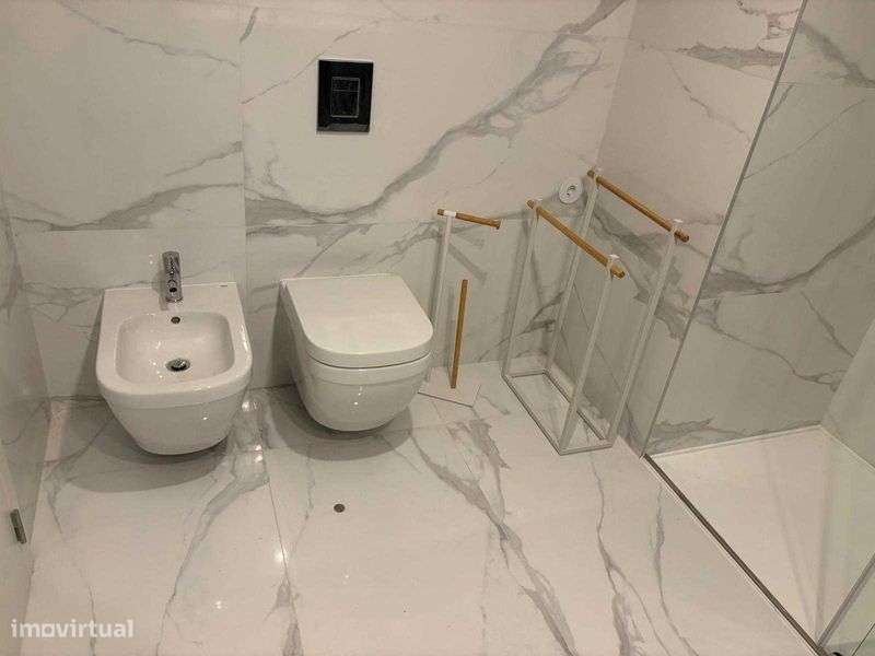 T1 com Piscina, totalmente mobilado e equipado - Grande imagem: 4/12