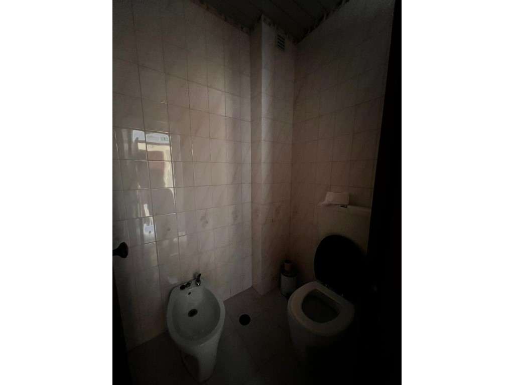 Escritório arrendar 3º andar com elevador - Grande imagem: 5/9