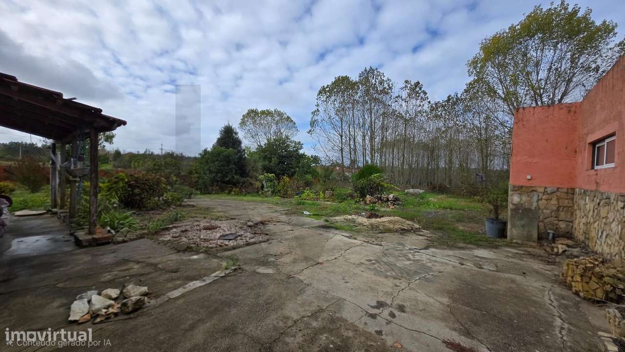 Moradia Gandaresa em  Rio Tinto ouca vagos com terreno e floresta-19