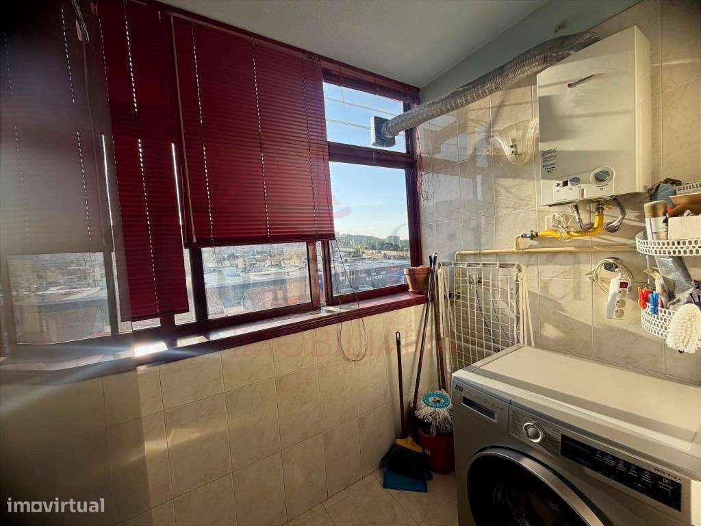 Apartamento T2 perto do Centro de Valongo - Valor inclui recheio-6