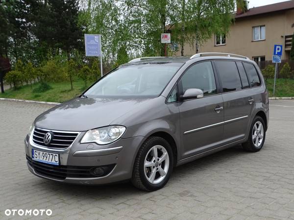 Volkswagen Touran 2.0 TDI DPF Highline - 14