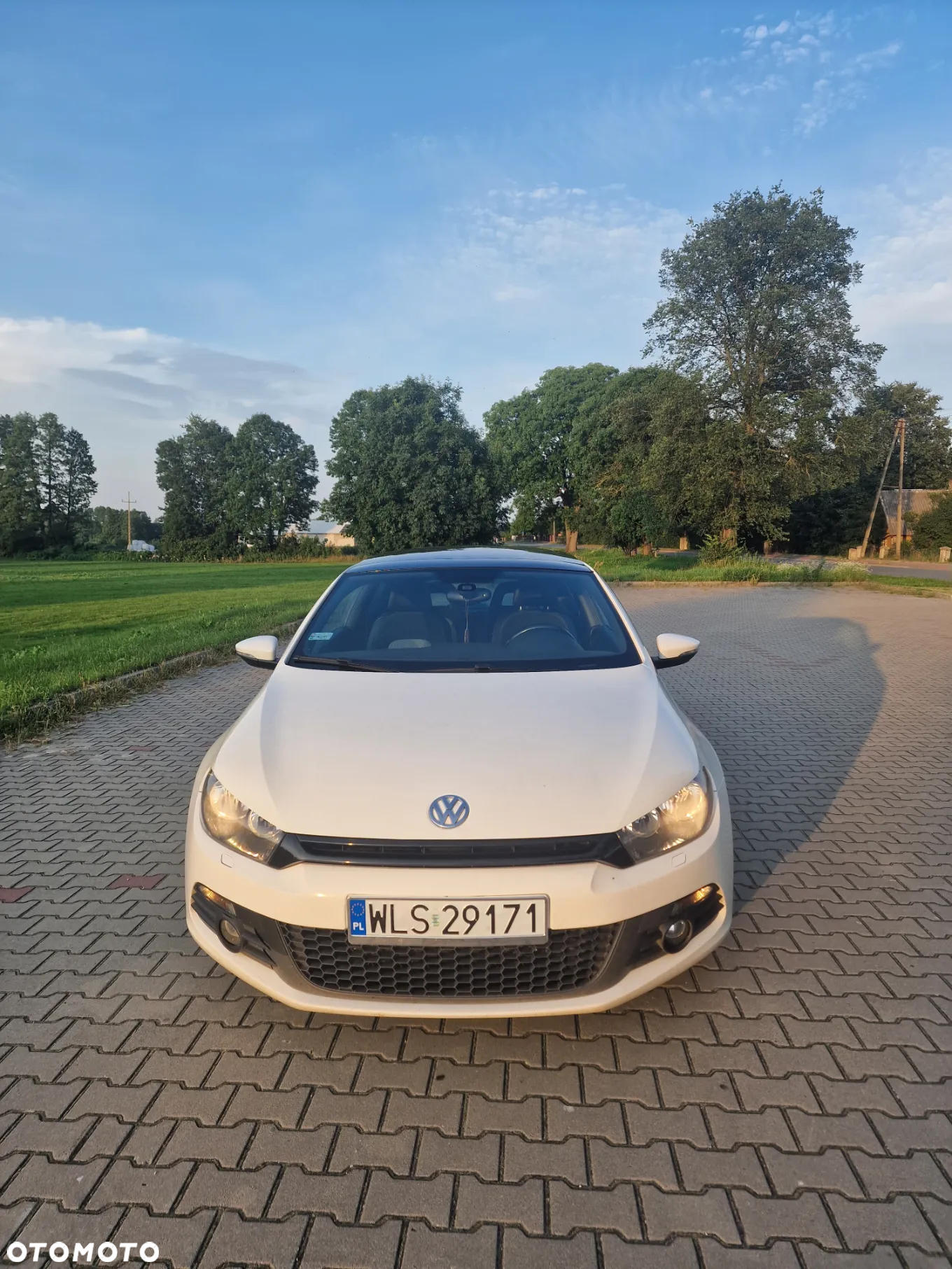 Volkswagen Scirocco 2.0 TSI DSG - 2