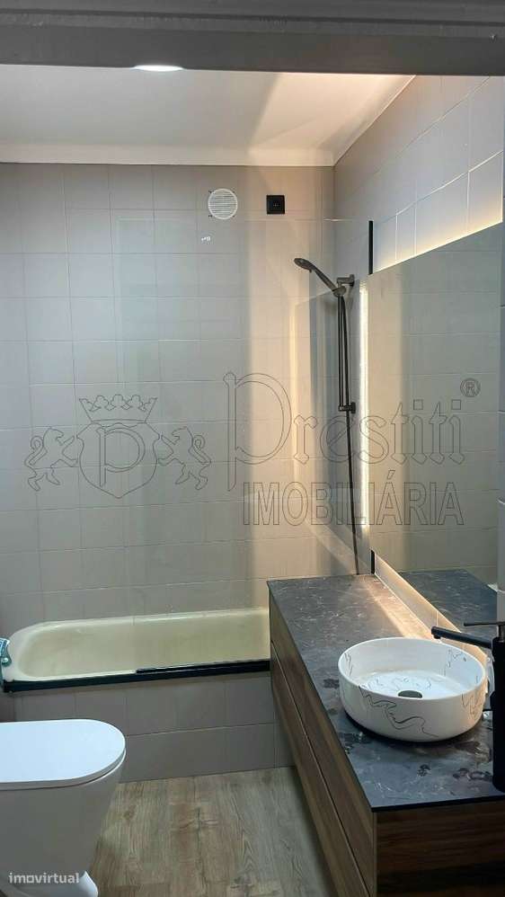 Apartamento T3 a Venda em Portimão-13