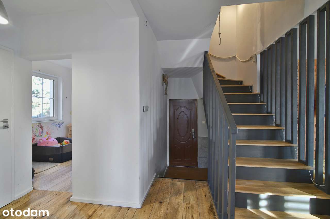 Dom 160m²✮Działka 1500m²✮2017✮6 pokoi✮2 łazienki✮Garaż✮Basen✮2xBalkon-9