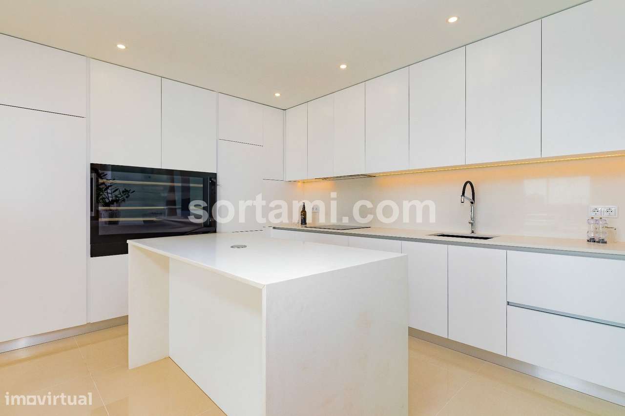 Apartamento T1+1 Venda em Quarteira,Loulé-9