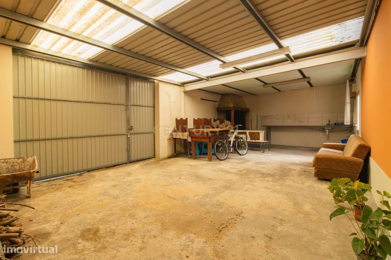 Moradia T3 Térrea com garagem e Jardim-33