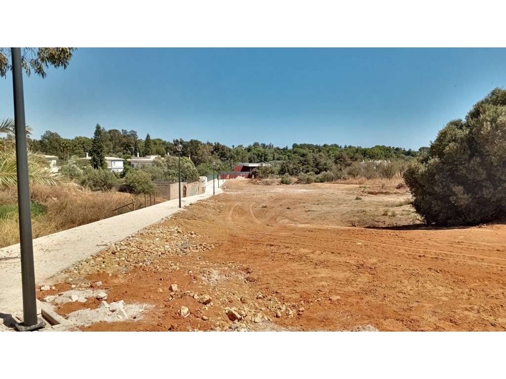 2 lotes de terreno destinados a construção urbana em Alvor, Algarve - Grande imagem: 4/22