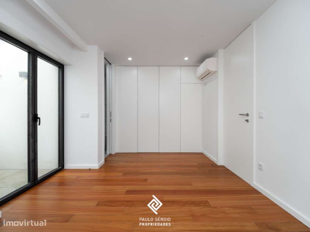 Apartamento T3 Duplex em Espinho-15