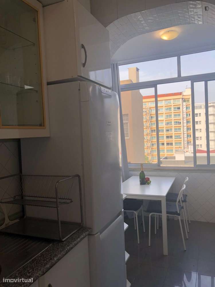 Quarto - localizado em Entrecampos Lisbon - Grande imagem: 5/20