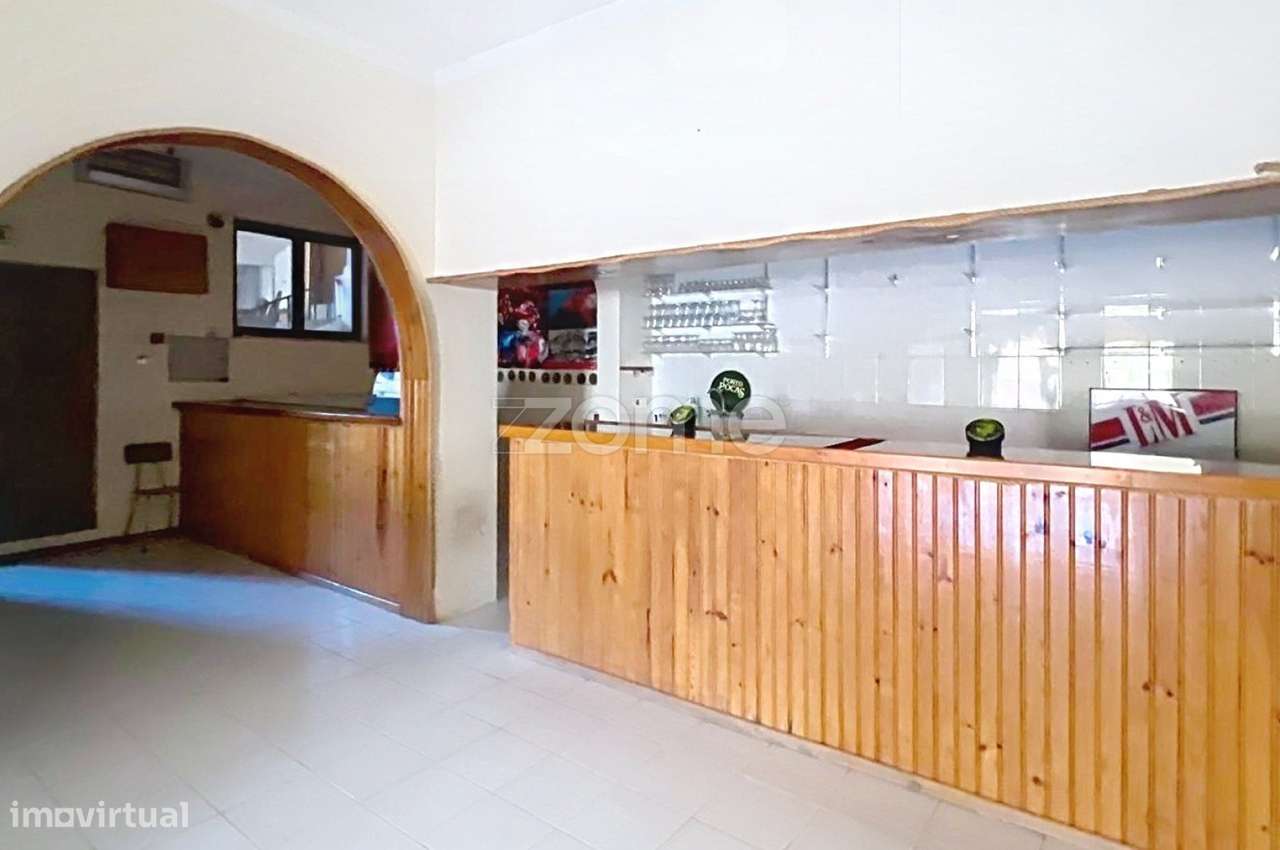 Moradia com Grande Potencial na Vila de Pampilhosa da Serra.-14