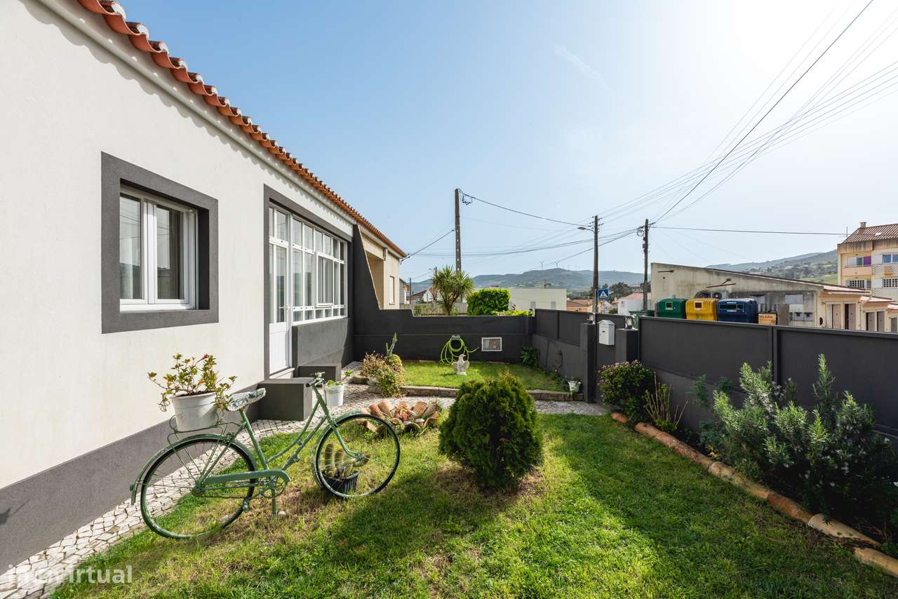 MORADIA T3 TRANSFORMADA EM T2 | GARAGEM | 221M2 | ARRUDA DOS VINHOS - Grande imagem: 3/50