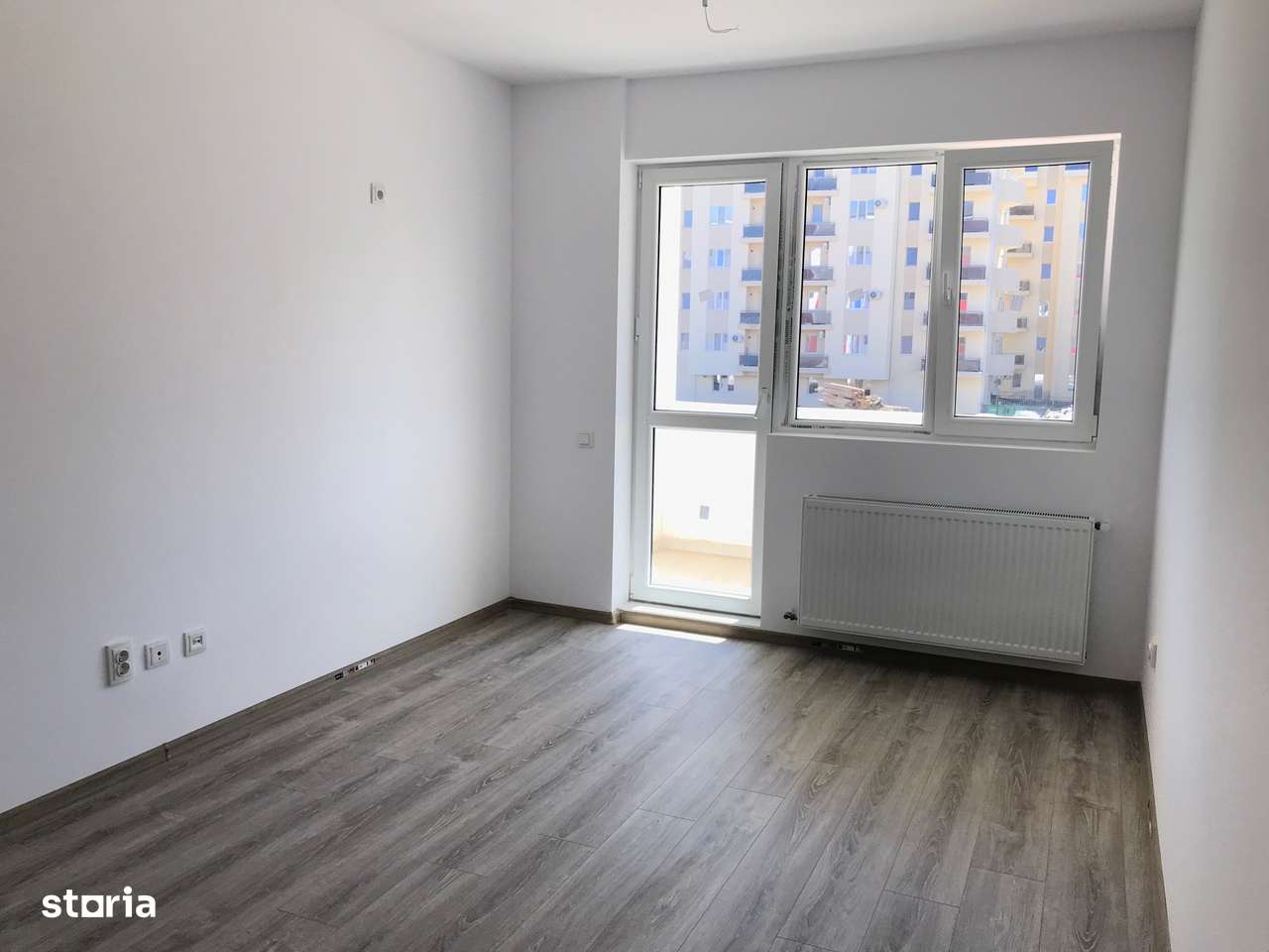 Garsoniera decomandata ,Metrou-Aparatorii Patriei-3