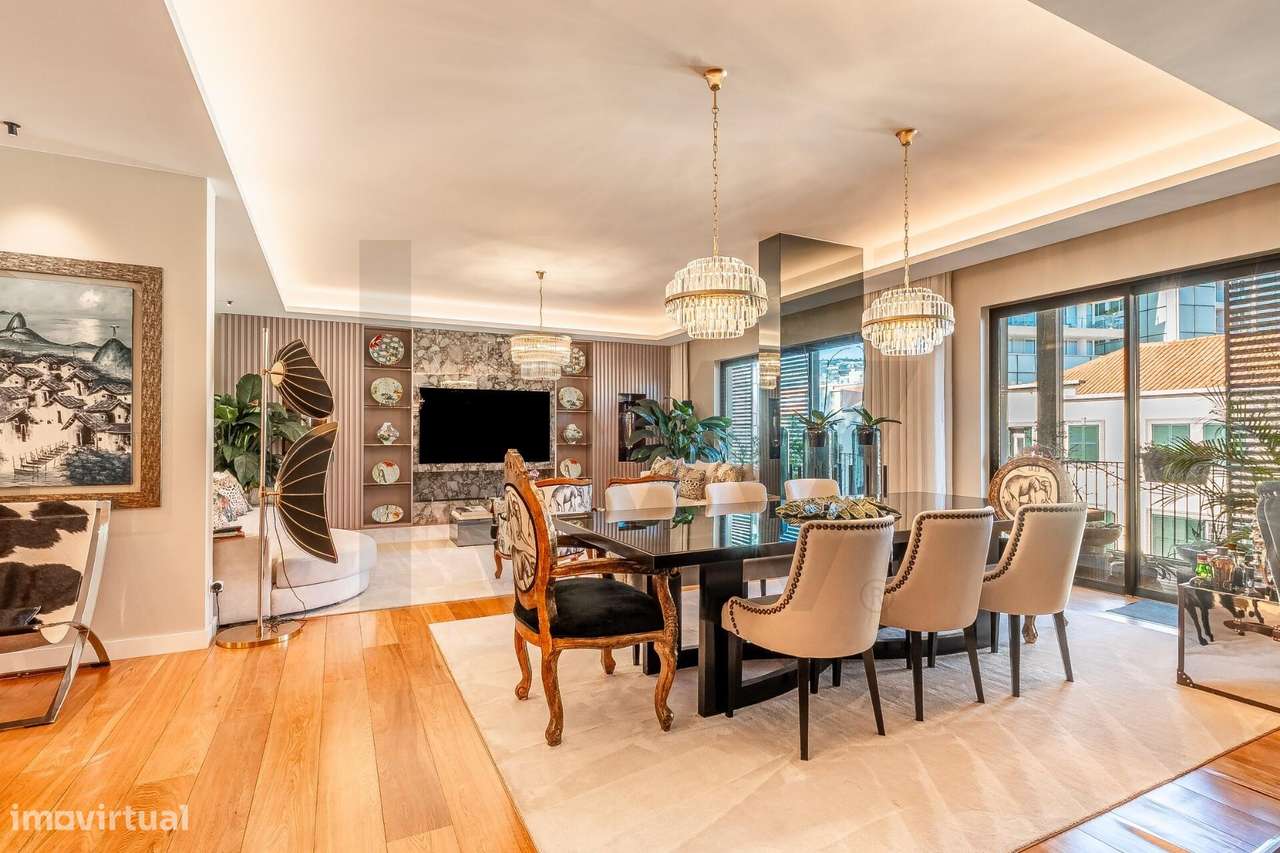 Apartamento T2 localizado no prestigiado Edifício Minas Gerais - Grande imagem: 3/40