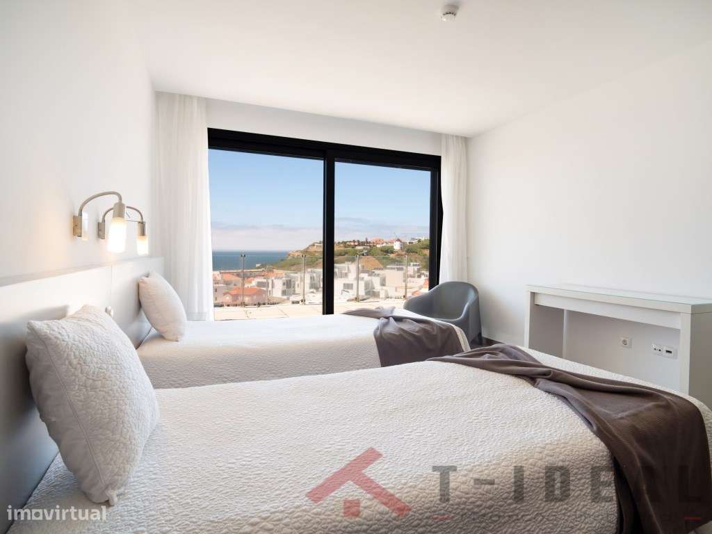 Moradia T4 Moderna Vista Mar-53