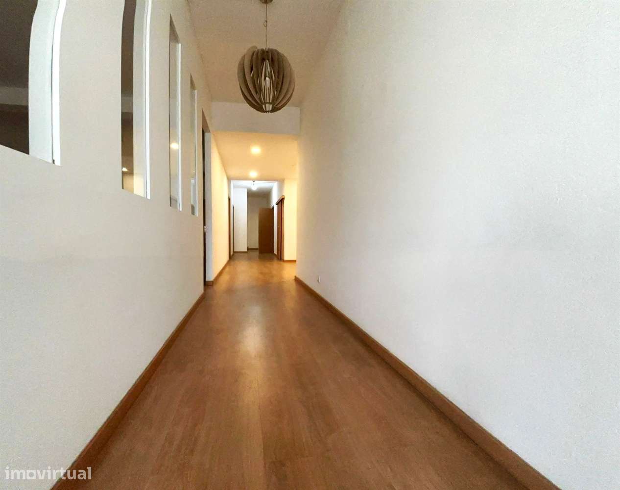 Loja com Potencial de Transformação em Habitação | Baguim do Monte – V - Grande imagem: 5/15