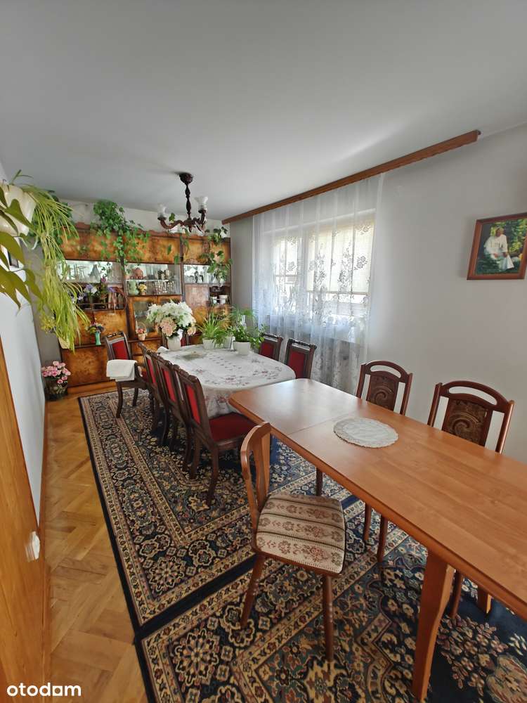 Dom + budynek mieszkalny w centrum Kobyłki. Pod mieszkania na wynajem-4