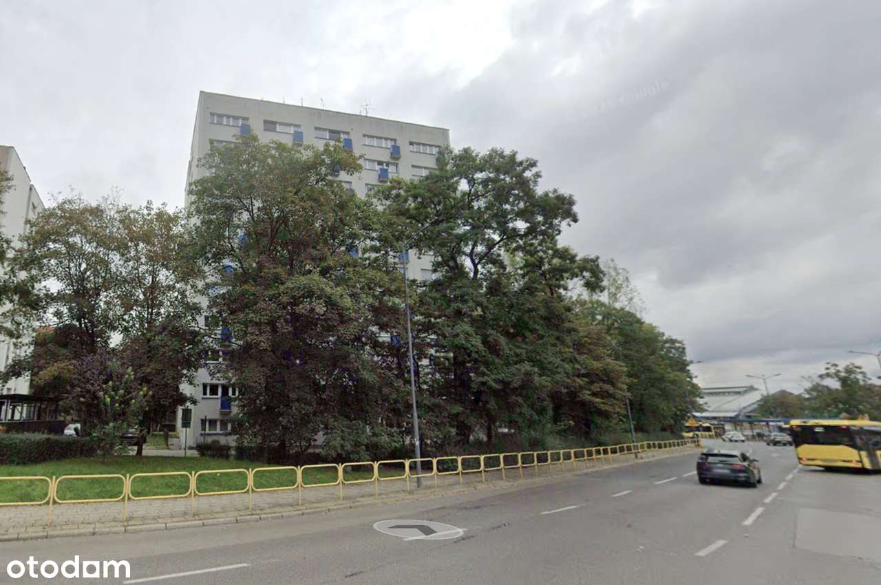 Garaż | Blok, ogrzewanie miejskie | 2 pokoje. Przy dworcu PKS i PKP - Pełny obrazek: 2/2