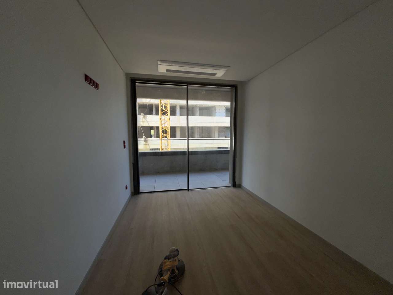Apartamento T2 à venda em Avenida Dom João II /El Corte Inglês-5