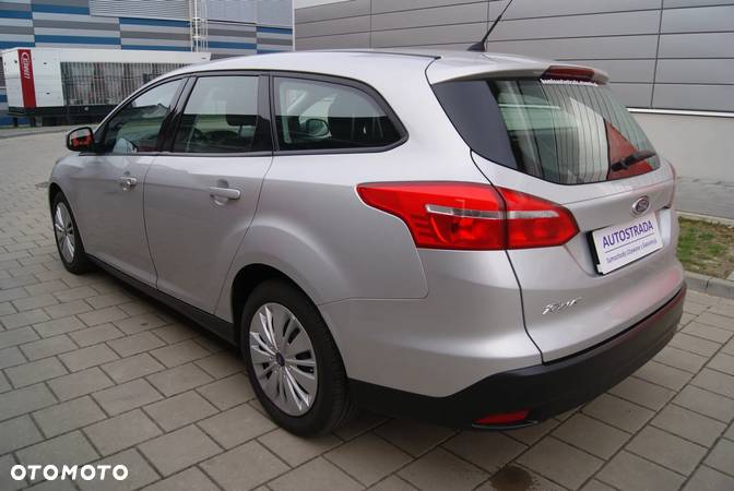 Ford Focus 1.6 Trend - 6