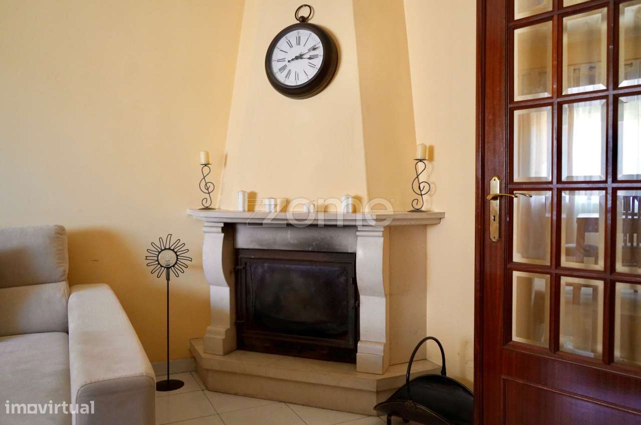 Apartamento T3 - Vale Mourão-18