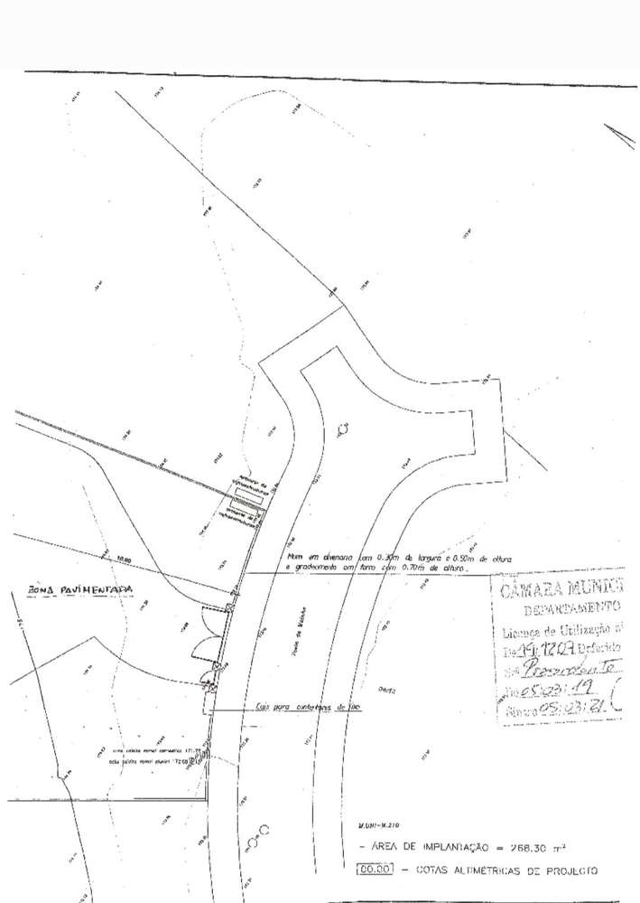 Moradia Isolada T6 com Garagem e Piscina Coberta na Quinta da Beloura-41