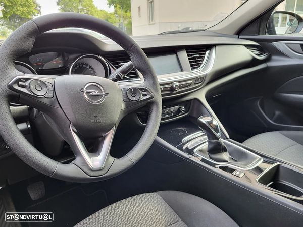 Opel Insignia Grand Sport - 1