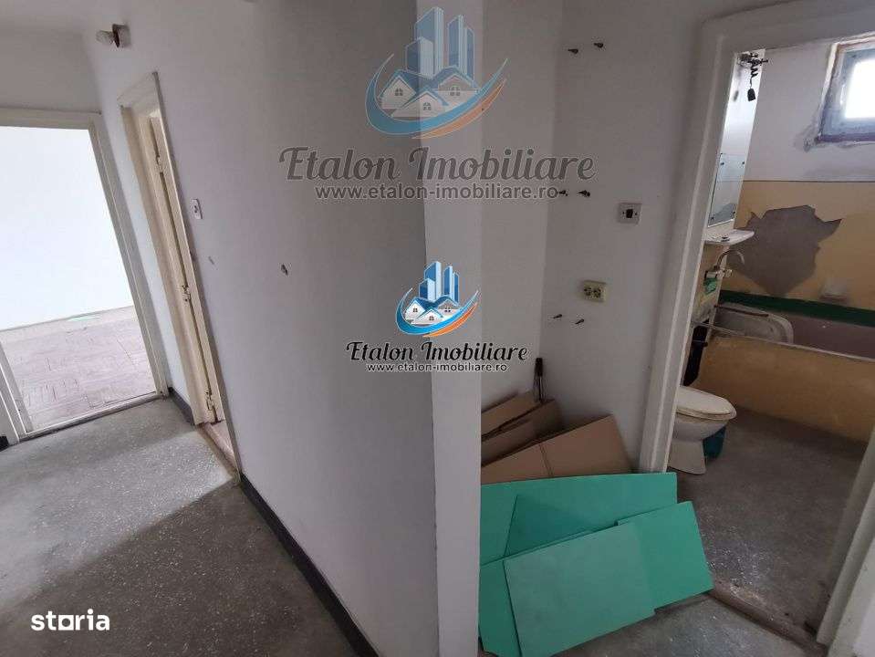 Apartament 2 camere etaj 4/4 Carrefour Precista - Imagine principală: 1/6