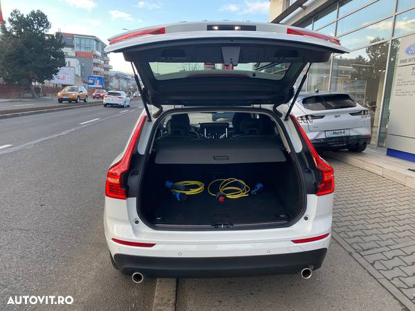 Volvo XC 60 T8 Twin Engine AWD Inscription - 9