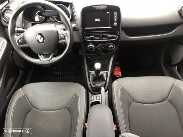 Renault Clio Sport Tourer - 16