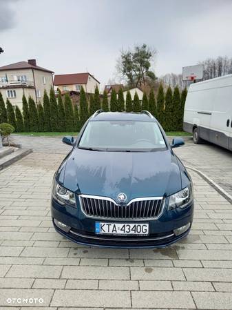 Skoda Superb 1.6 TDI Ambition - 2