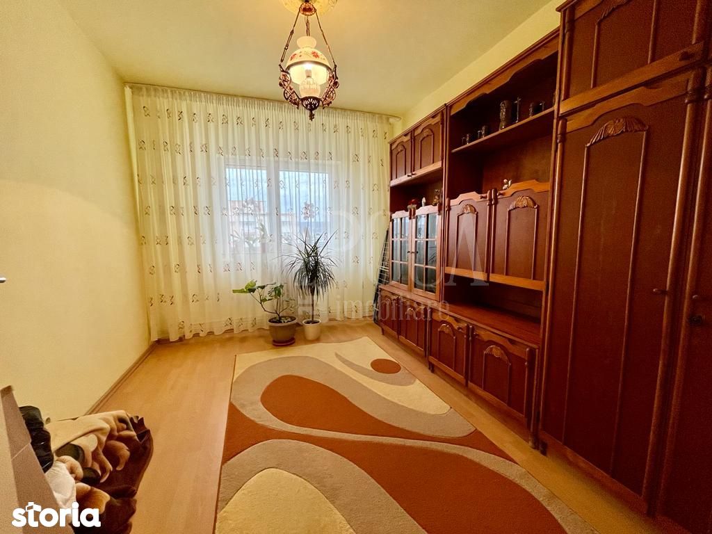 Apartament cu 4 camere decomandate, la etaj intermediar, in Marasti!