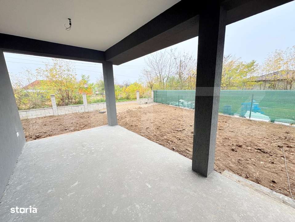 Casa de vanzare , 110 mp , teren 4,5 ari, zona Lazuri - Imagine principală: 3/8