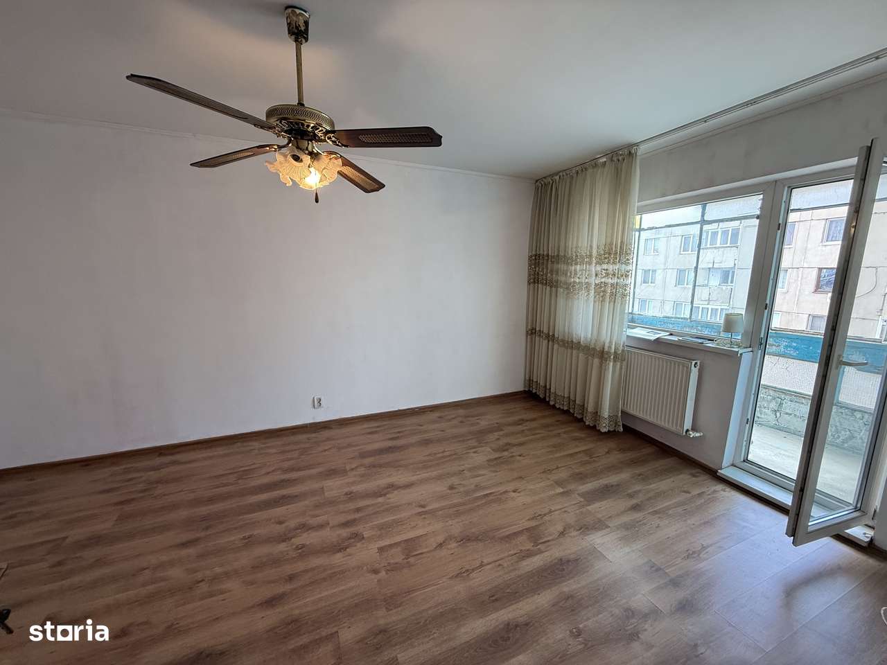 Apartament 2 camere 53,5 mp etaj 6 strada Moinesti- drumul taberei-3