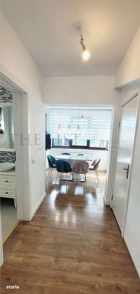 Vila la calcan 3 camere ultracentral curte mare Tunari - Imagine principală: 4/19