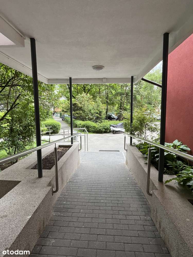 Na sprzedaż – 2-pokojowe mieszkanie z pięknym widokiem-12