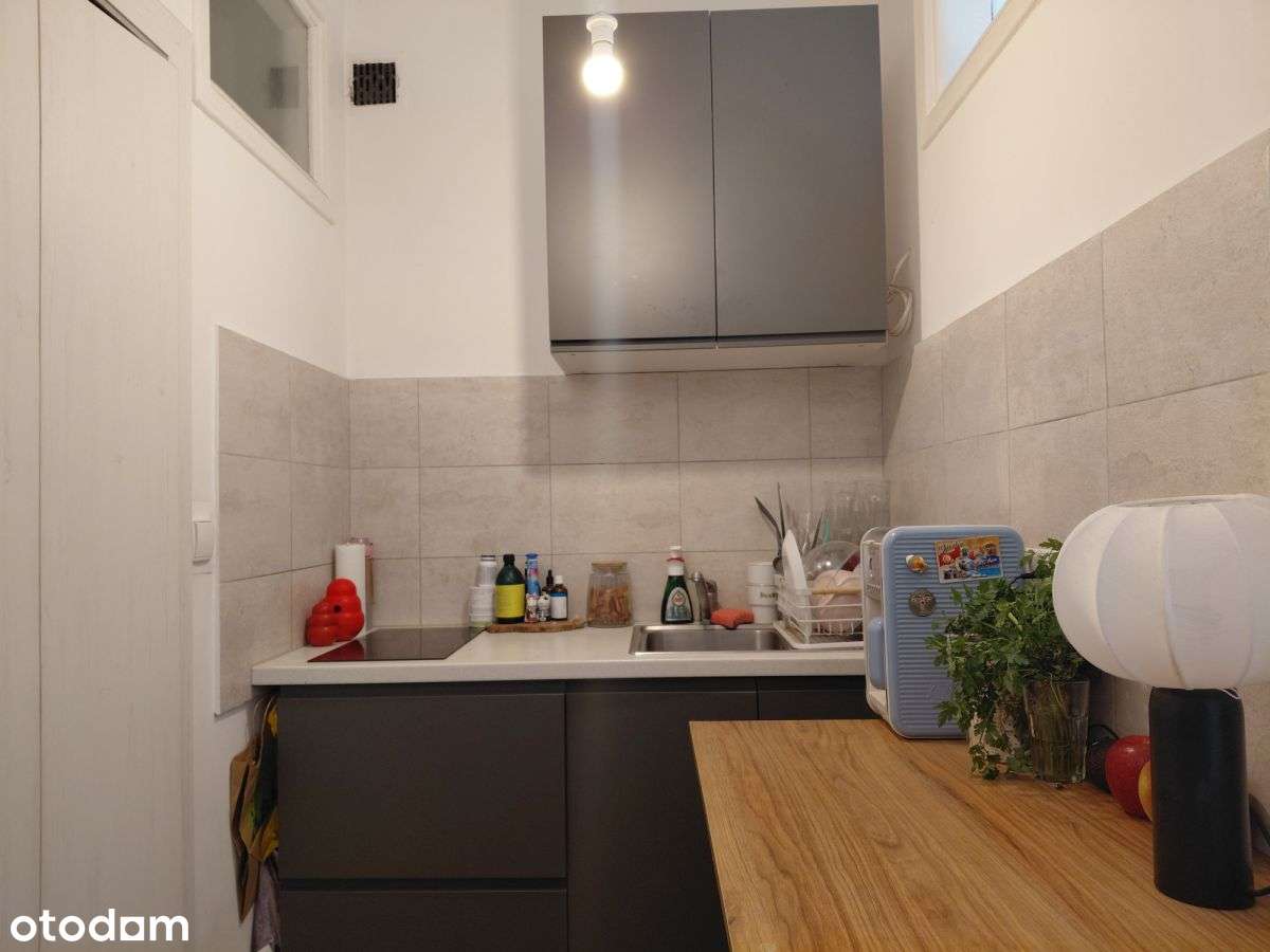 Blisko centrum, dwustronne, jasne,-3