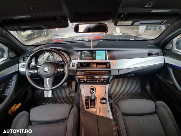 BMW Seria 5 520d xDrive - 2