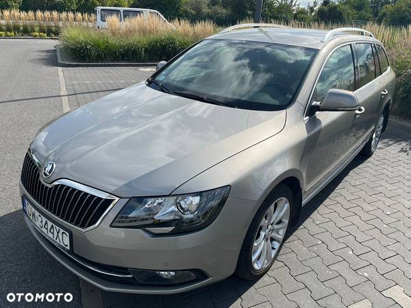 Skoda Superb 2.0 TDI 4x4 Elegance DSG - 7