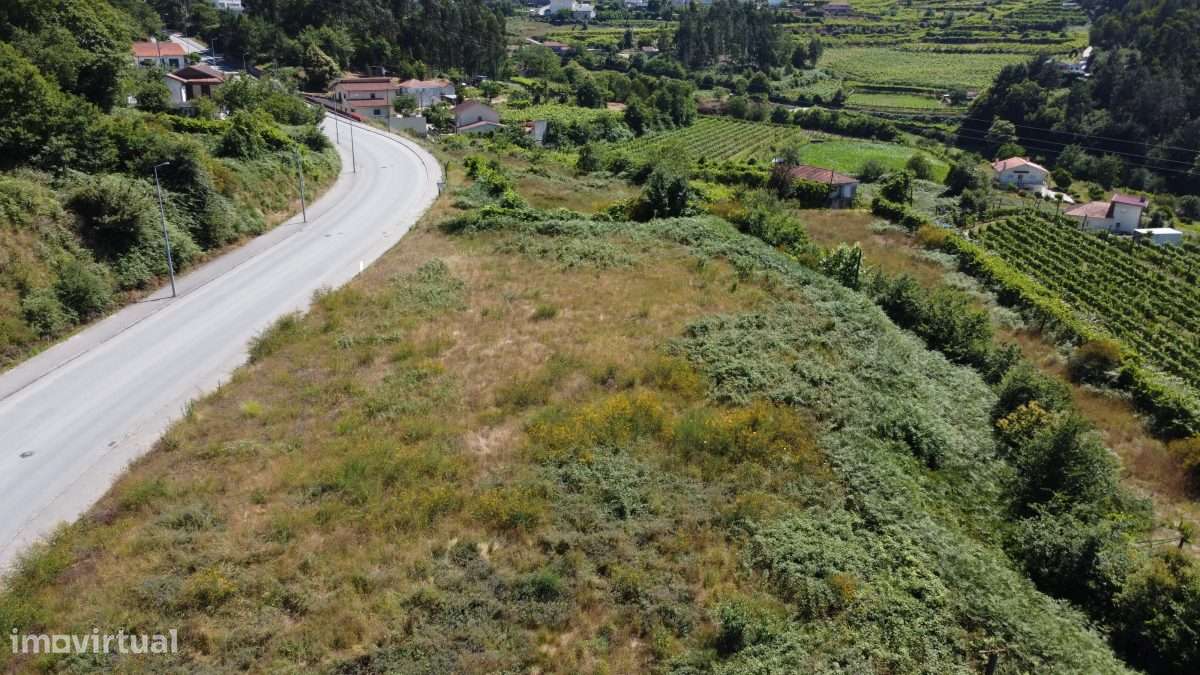 TERRENO PARA CONSTRUÇÃO NO CENTRO DA LIXA-15