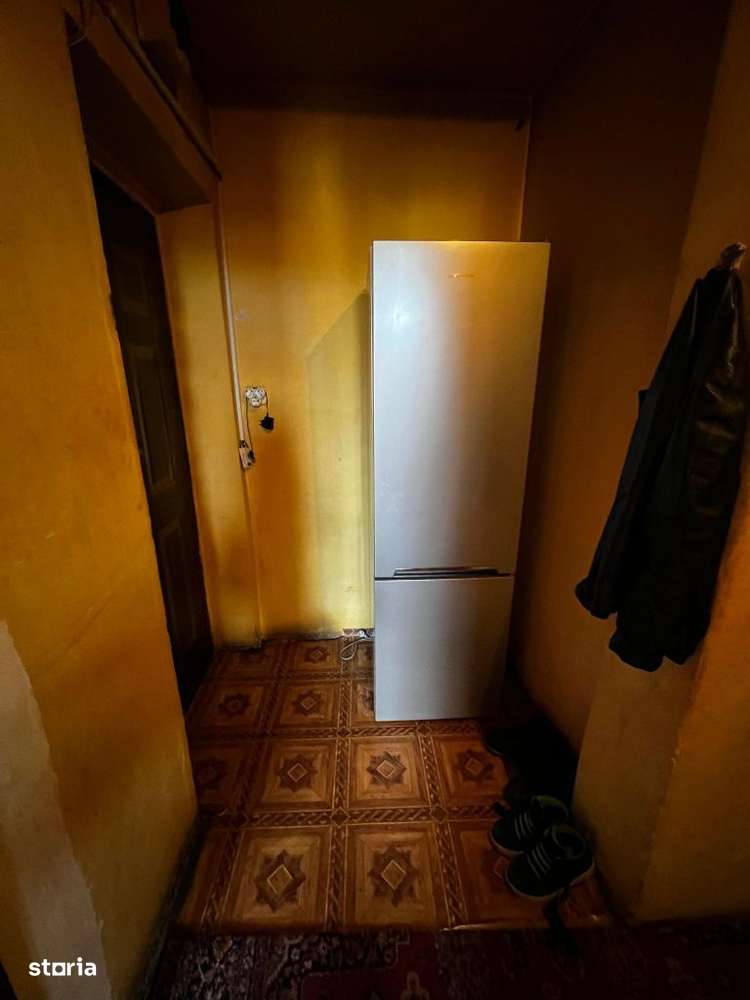 Apartament cu 2 camere decomandat, et.4, zona Ignisului, Carei - Imagine principală: 5/6