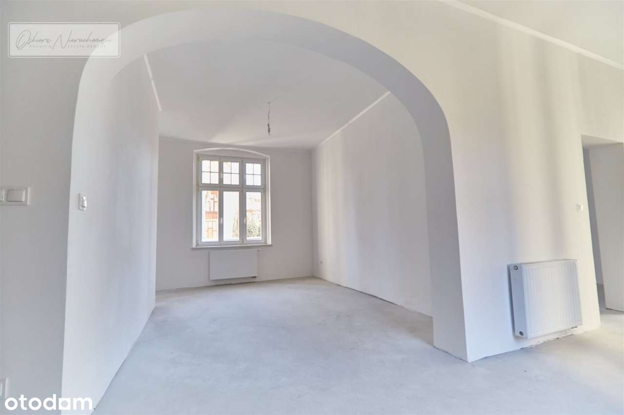 Zabytkowa kamienica w Legnicy - po renowacji-13