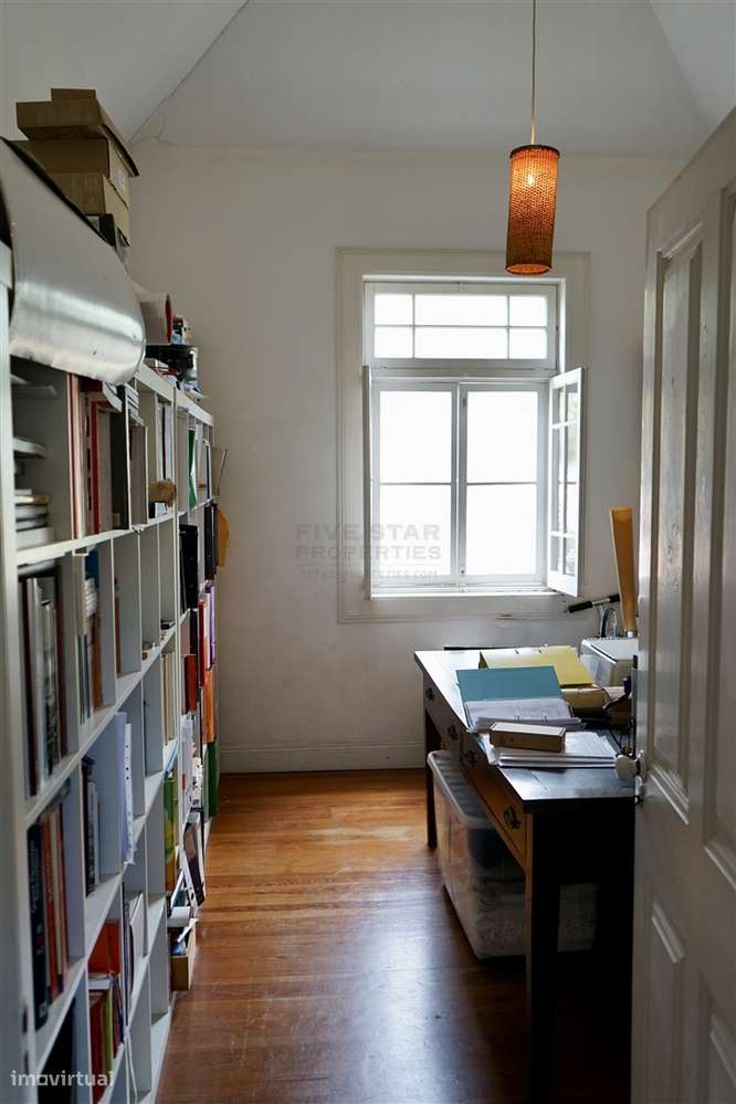 Fantástica moradia num lote de 1360m2-21