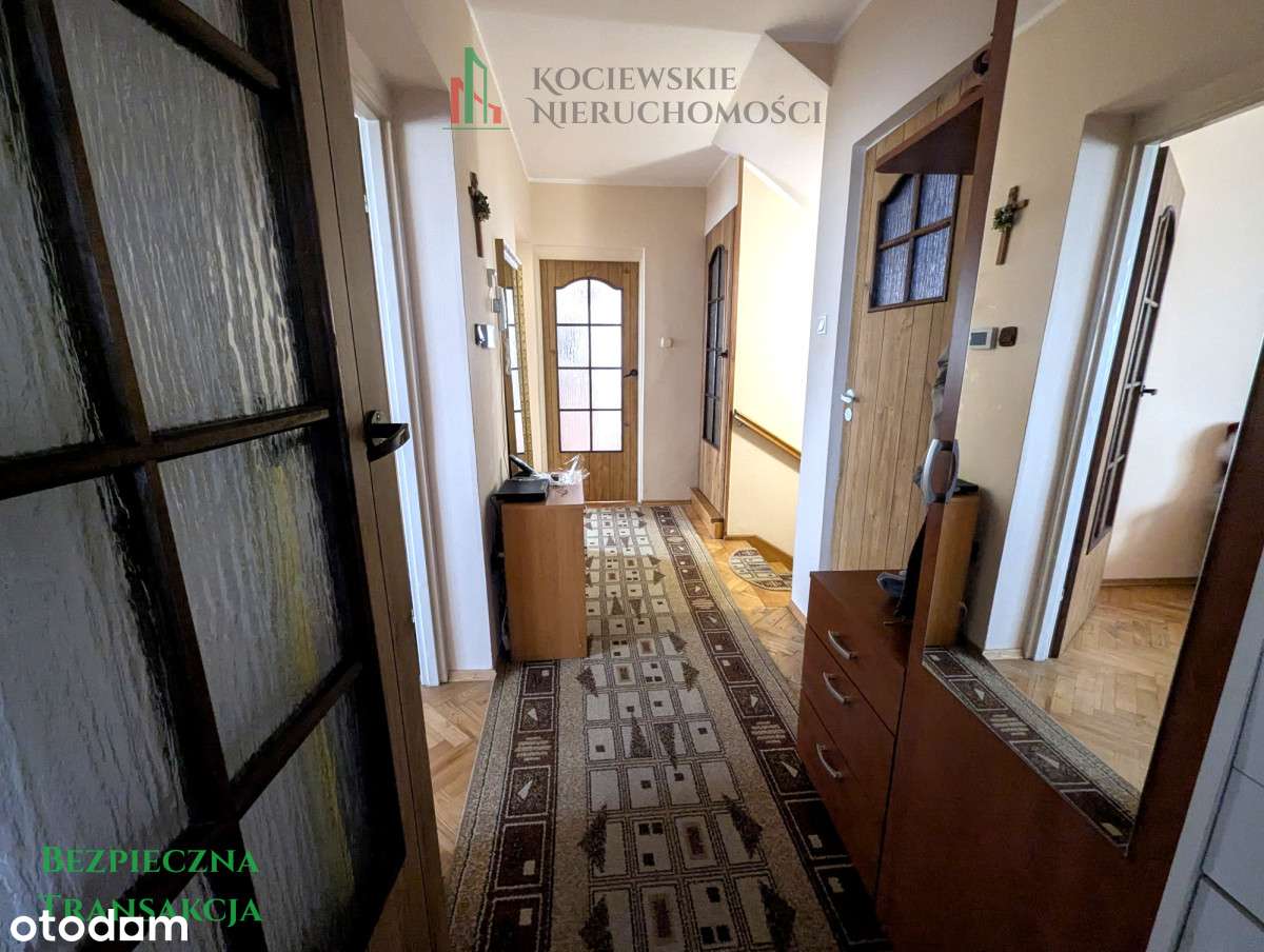 Dom z potencjałem dla rodziny lub inwestora.-7