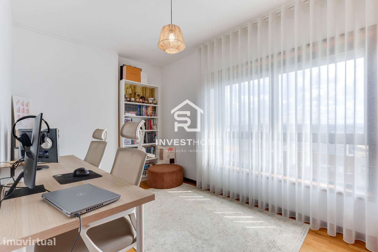 Apartamento T2 | Boas áreas | Varanda | 2 Lugares Garagem-27